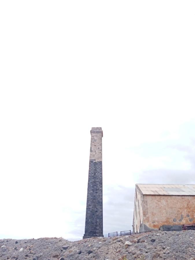 Caleta De Interian Loft Sasy Apartment Los Silos Exterior photo